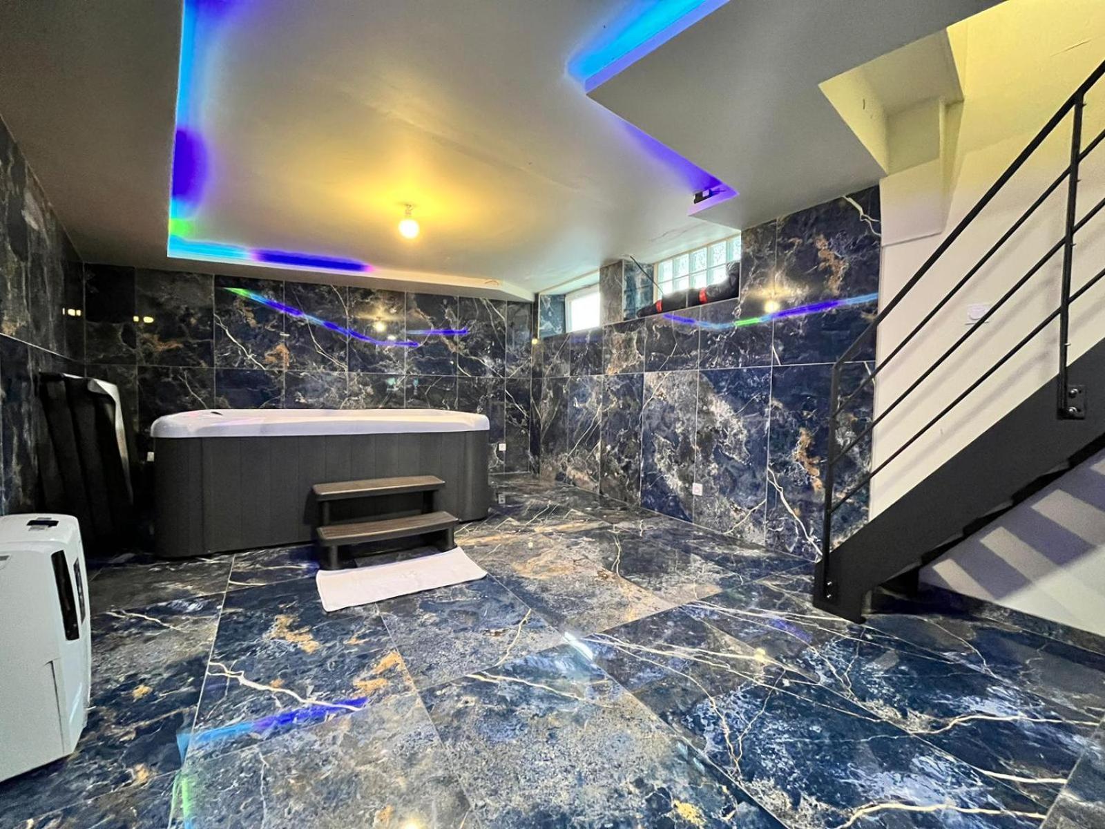 鲁昂Golden Blue - Jacuzzi公寓 外观 照片
